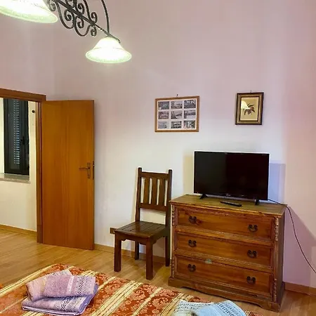 Holiday House Ginevra Formia Exterior foto